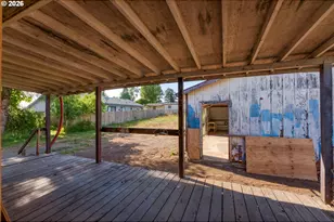 97907 Lively Ln, Brookings, OR 97415 - Photo 4