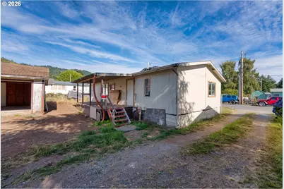 97907 Lively Ln, Brookings, OR 97415 - Photo 16