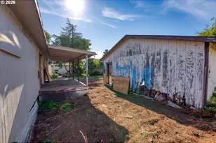 97907 Lively Ln, Brookings, OR 97415 - Photo 8