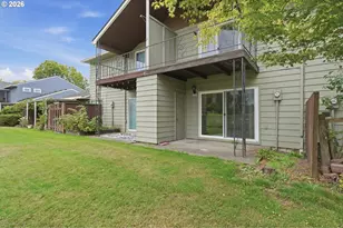 1304 NE Hogan Dr, Gresham, OR 97030 - Photo 26