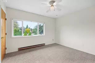 1304 NE Hogan Dr, Gresham, OR 97030 - Photo 18