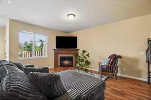 2633 Juniper St, Forest Grove, OR 97116 - Photo 4