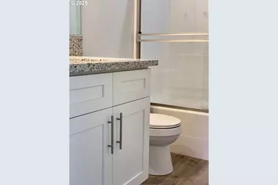 10703 NE 70th St, Vancouver, WA 98662 - Photo 38