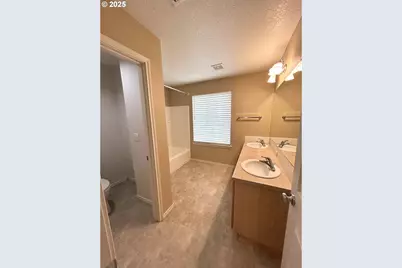 15779 SW Harvester Ln, Sherwood, OR 97140 - Photo 16