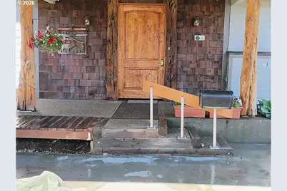 3145 Auburn Ave, Baker City, OR 97814 - Photo 2