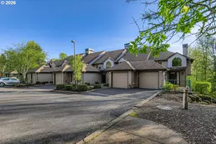 3990 Carman Dr, Lake Oswego, OR 97035 - Photo 2