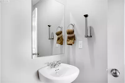 1434 Laura Vista Dr NW, Albany, OR 97321 - Photo 14