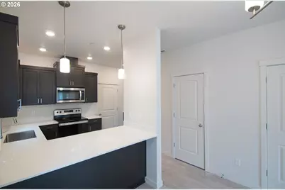2013 Strong Rd SE, Salem, OR 97302 - Photo 8