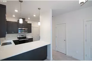 2013 Strong Rd SE, Salem, OR 97302 - Photo 8