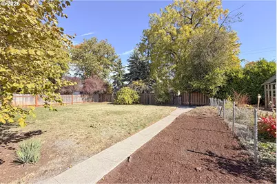 5140 SE 66th Ave, Portland, OR 97206 - Photo 30