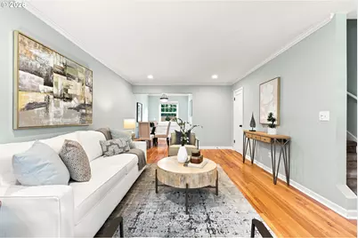 2555 NW Savier St #10, Portland, OR 97210 - Photo 8
