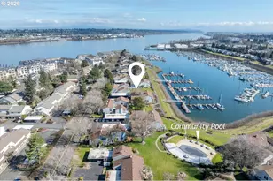 448 N Hayden Bay Dr, Portland, OR 97217 - Photo 42