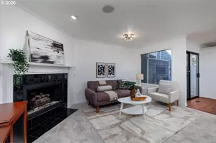 448 N Hayden Bay Dr, Portland, OR 97217 - Photo 16