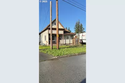 377 N Elliott St, Coquille, OR 97423 - Photo 2