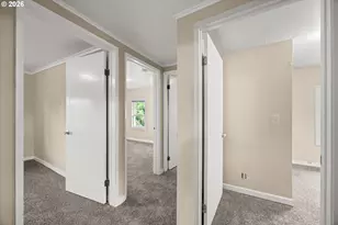 6424 NE Hassalo St, Portland, OR 97213 - Photo 14