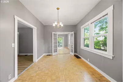 6424 NE Hassalo St, Portland, OR 97213 - Photo 8