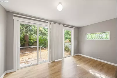 6424 NE Hassalo St, Portland, OR 97213 - Photo 12
