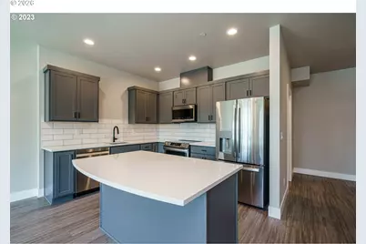 302 N Bridgeton Rd, Portland, OR 97217 - Photo 4