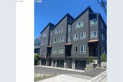 302 N Bridgeton Rd, Portland, OR 97217 - Photo 2