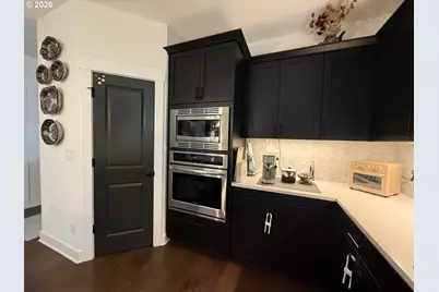 714 SE 47th Ave, Hillsboro, OR 97129 - Photo 8