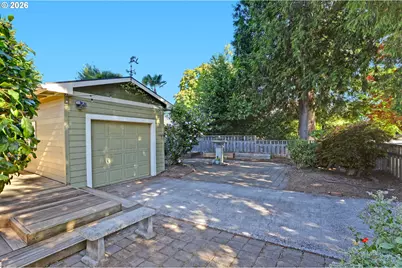 6235 NE Davis St, Portland, OR 97213 - Photo 28