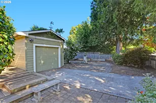 6235 NE Davis St, Portland, OR 97213 - Photo 28