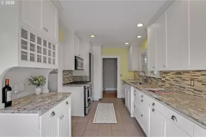 6235 NE Davis St, Portland, OR 97213 - Photo 10