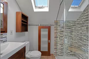 6235 NE Davis St, Portland, OR 97213 - Photo 20