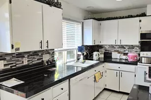 3716 NE 149th Ave, Portland, OR 97230 - Photo 8