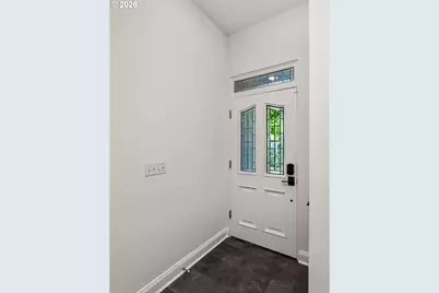 820 NW 22nd Ave, Portland, OR 97210 - Photo 4