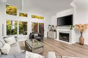 820 NW 22nd Ave, Portland, OR 97210 - Photo 8