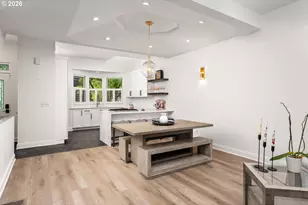 820 NW 22nd Ave, Portland, OR 97210 - Photo 12