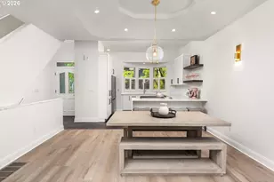 820 NW 22nd Ave, Portland, OR 97210 - Photo 12