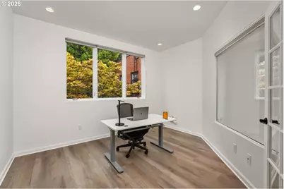 820 NW 22nd Ave, Portland, OR 97210 - Photo 22