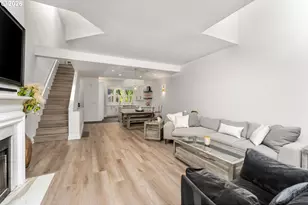 820 NW 22nd Ave, Portland, OR 97210 - Photo 6
