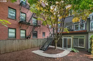 820 NW 22nd Ave, Portland, OR 97210 - Photo 38