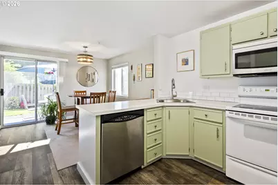 [Address not provided], Milwaukie, OR 97267 - Photo 12