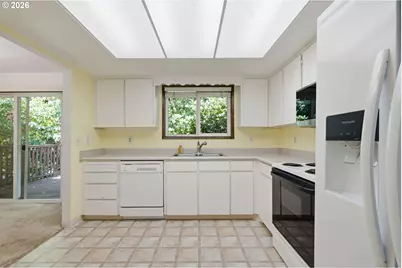 11660 SW Ashwood Ct, Tigard, OR 97223 - Photo 18
