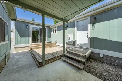 946 NE Laurance St, Myrtle Creek, OR 97457 - Photo 30