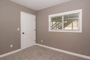 2220 SW Brink Ave, Troutdale, OR 97060 - Photo 20