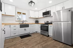 35551 Little Ln, Astoria, OR 97103 - Photo 12