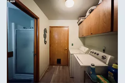 818 NW 359th St, La Center, WA 98629 - Photo 16