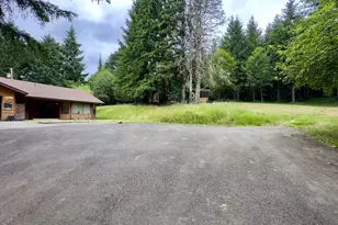 818 NW 359th St, La Center, WA 98629 - Photo 10