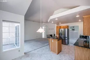 2217 S Juliet Ct, Salem, OR 97302 - Photo 12