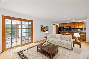 464 Livingood Ln, Lake Oswego, OR 97034 - Photo 10