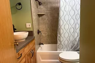 16901 SE Division St, Portland, OR 97236 - Photo 10