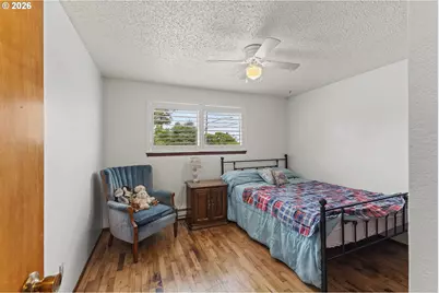 530 Montgomery Ave, Coos Bay, OR 97420 - Photo 22