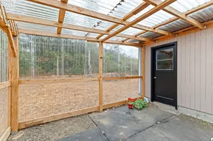 530 Montgomery Ave, Coos Bay, OR 97420 - Photo 28