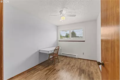 530 Montgomery Ave, Coos Bay, OR 97420 - Photo 24