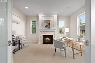 1033 NW Eloise Ln, Portland, OR 97229 - Photo 16